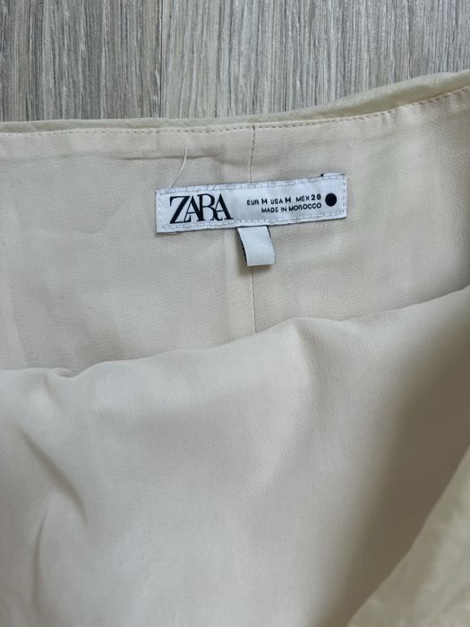 Zara М шикарна сукня