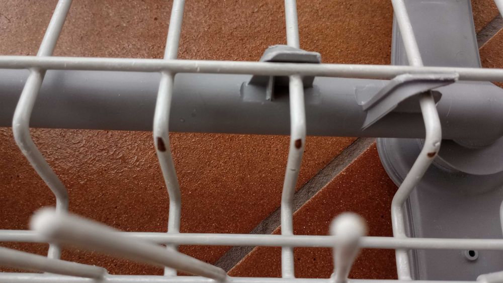 Kosz do zmywarki Bosch,  Siemens, Neff 60 cm górny ze spryskiwaczem