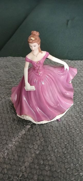 The z Leonardo Collection .Figurka porcelanowa .