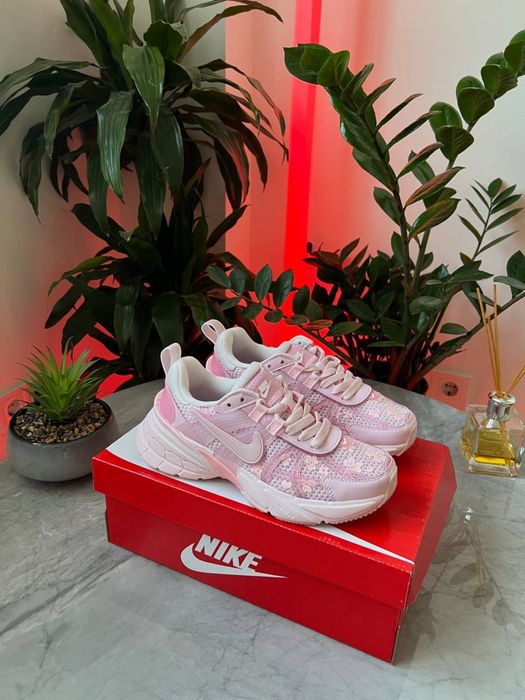 Nike Runtekk V2K  Pink Flowers, Найки