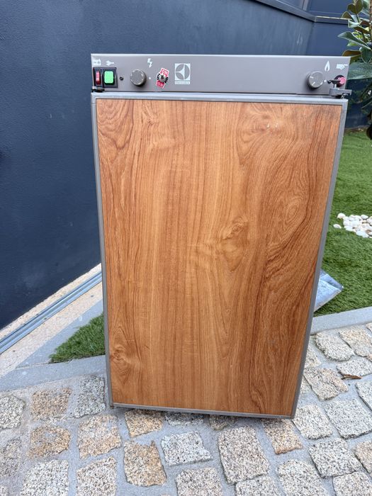 Frigorifico Trivalente Eletrolux Autocaravana