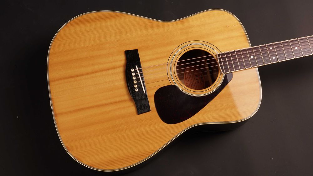 Yamaha FG-201 - gitara akustyczna dreadnought MIj 1980's