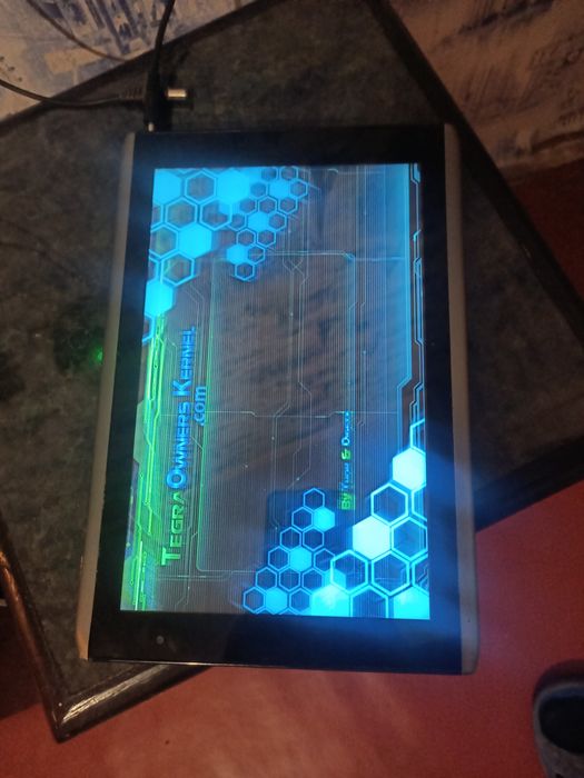 Продам планшет aser