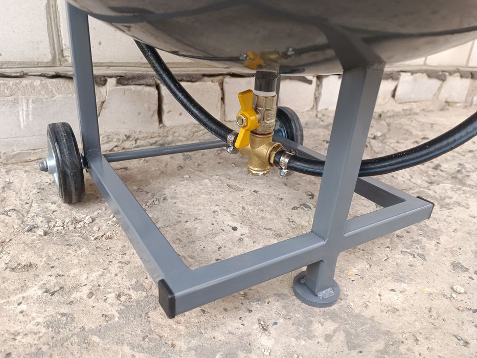 Пескоструйный аппарат 80л ( пескоструй )