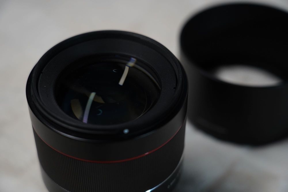 Samyang 85mm 1.4 (sony) como nova