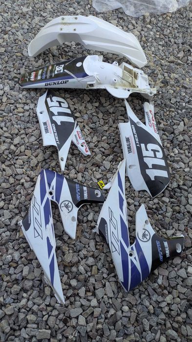 Plastiki Yamaha yz250f, Yzf250