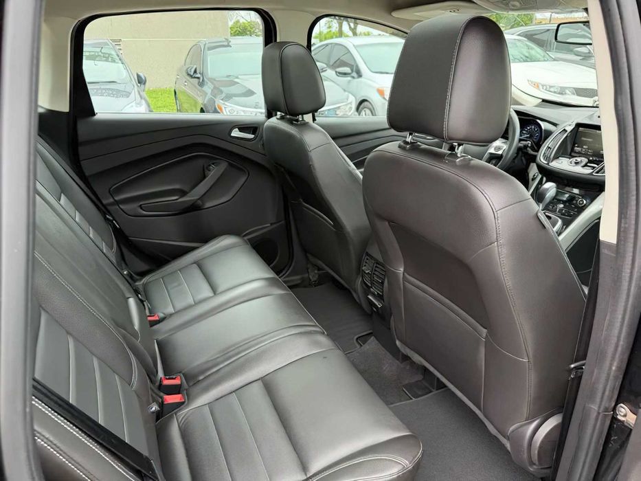 Ford C-MAX SEL      2015