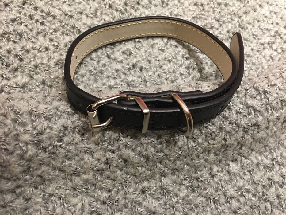 Obroża z materiału skóropodobnego czarna