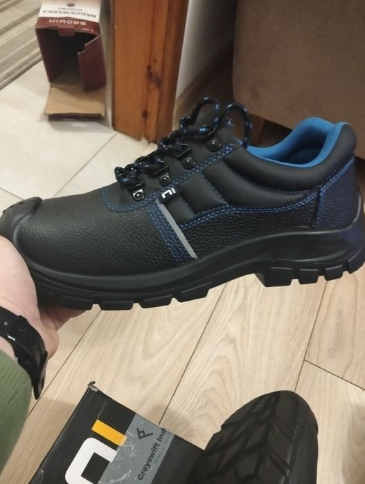 Buty robocze nowe rozmiar 43