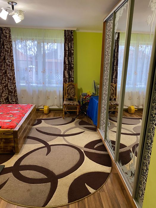 Продається житловий будинок у Закарпатті , м. Берегове .