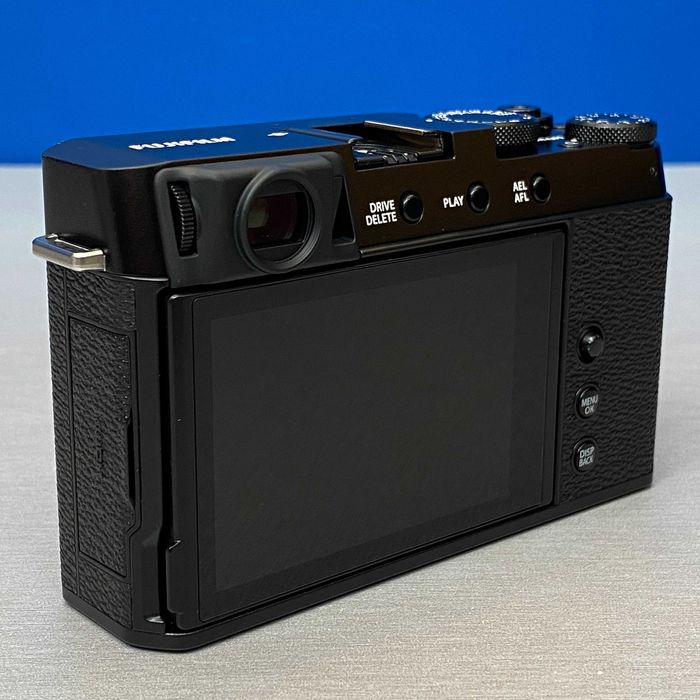 Fujifilm X-E4 (Corpo) - 26.1MP