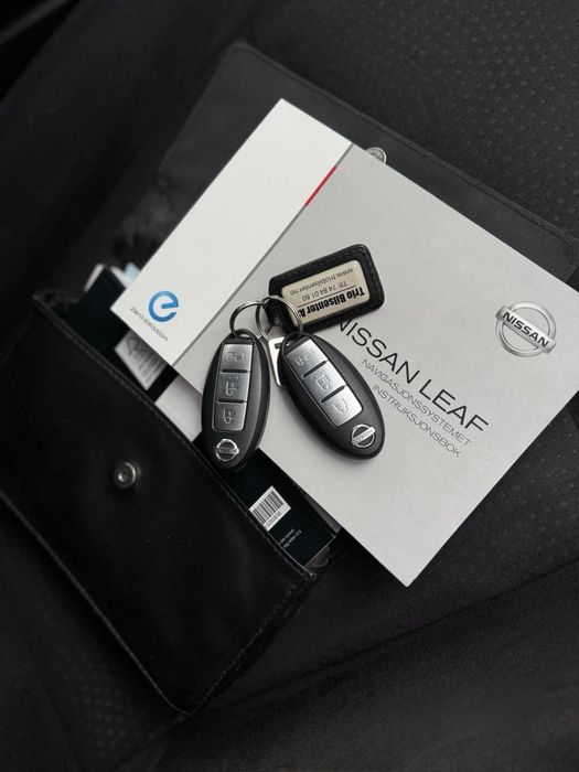 Nissan Leaf 24 kWh 11/12 Електро Авто