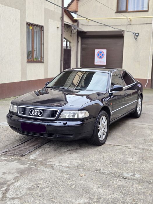 Audi A8 4.2 V8 газ/бенз quattro