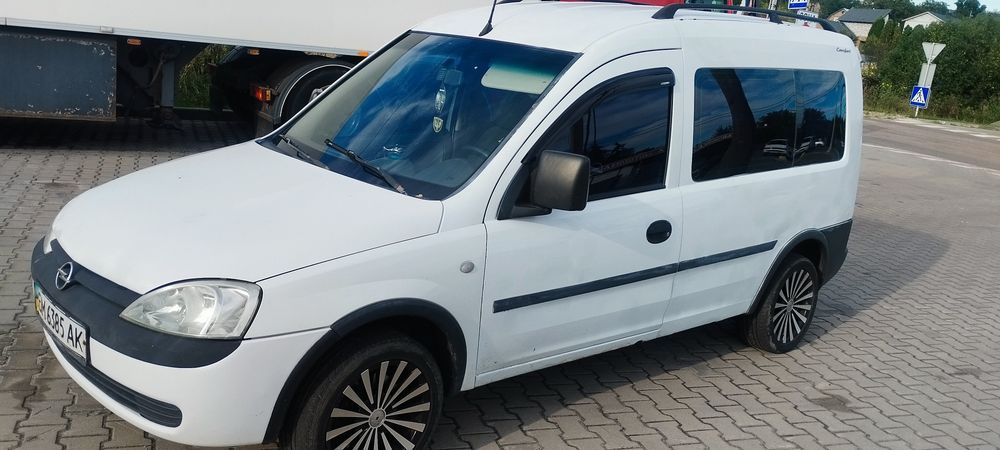 продам Opel Combo