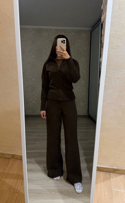 Вʼязаний теплий костюм новий