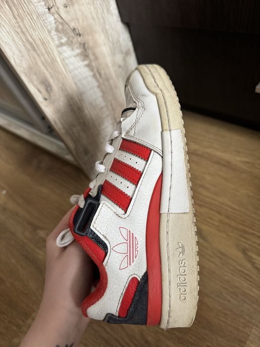 Кроссовки adidas оригинал