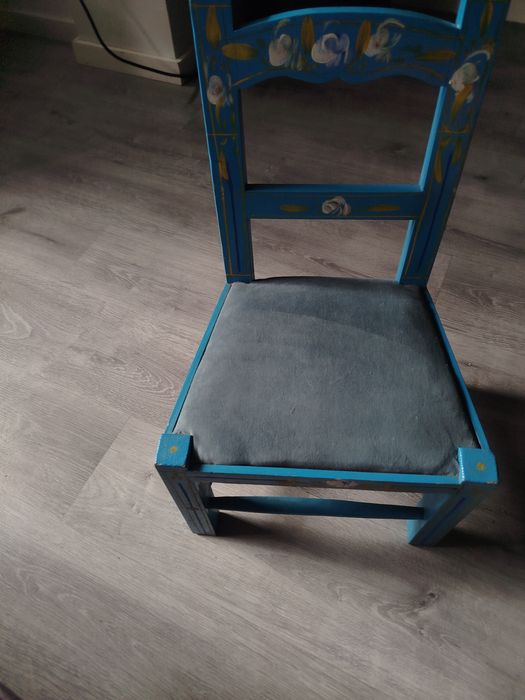 Cadeira criança em bom estado