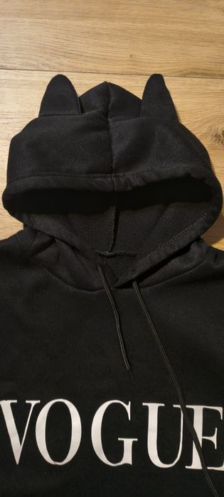 Krótka czarna bluza z kapturem i uszami rozm M