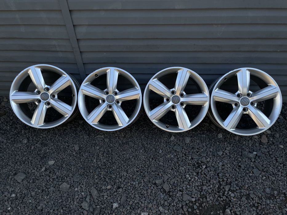 Комплект оригінальних титанових дисків Audi 5/112 R17 5*112 17