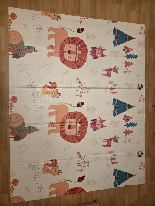 Duża mata dziecięca