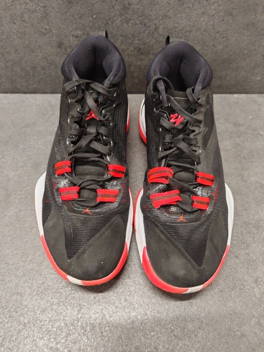 Nike air Jordan Zion r. 43