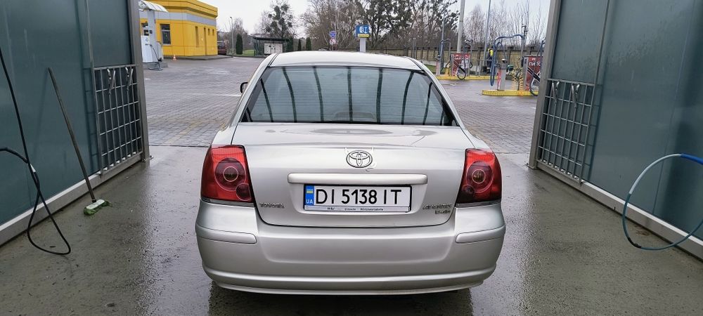Продам або обміняю Toyota Avensis T25