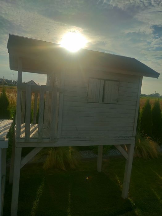 Domek drewniany dla dzieci