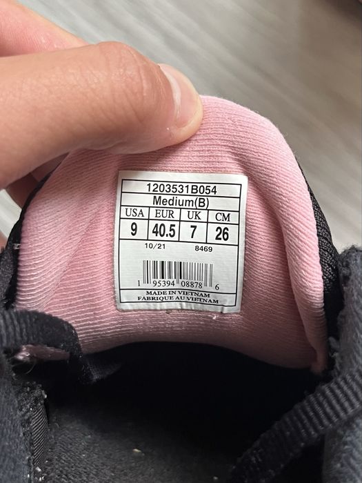 жіночі кросівки Brooks Adrenaline GTS 22