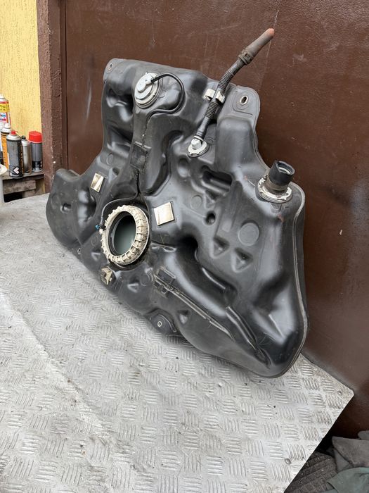 Бак бензобак Тойота королла 08г toyota corolla e150