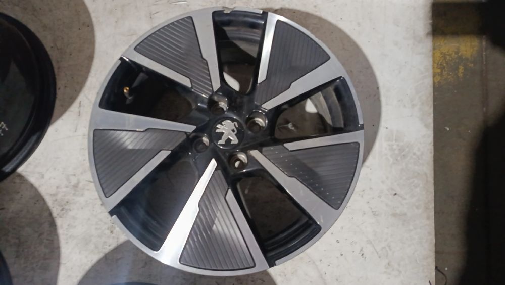 Conjunto de jantes PEUGEOT 208 II