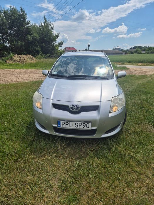 Samochód Toyota Auris