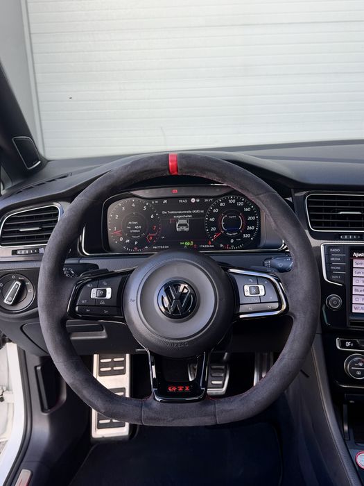 VW Golf Mk7 Gti Perfomance DSG ( Trato de crédito)