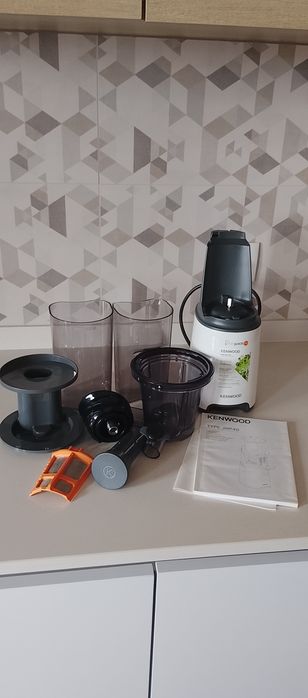 Máquina de Sumo Kenwood PureJuice One (JMP40) - Como Novo