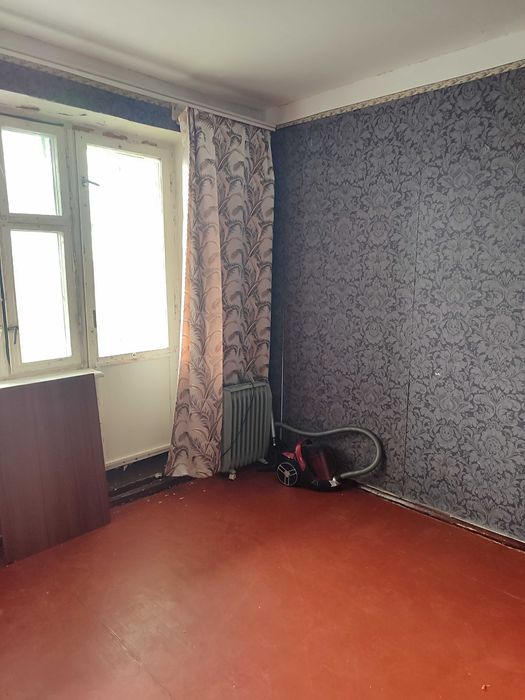 Продажа 2- кімн.кв сел.Зарічне