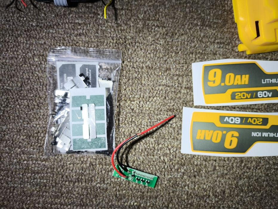 Корпус аккумулятор DeWalt XR FLEXVOLT 18/54В Li-Ion 6 Ач (DCB546)