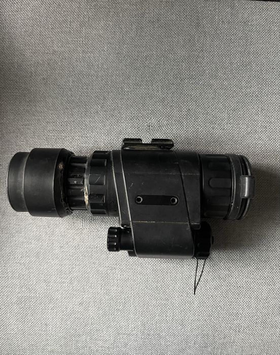 Монокулярний тепловізор/насадка на приціл