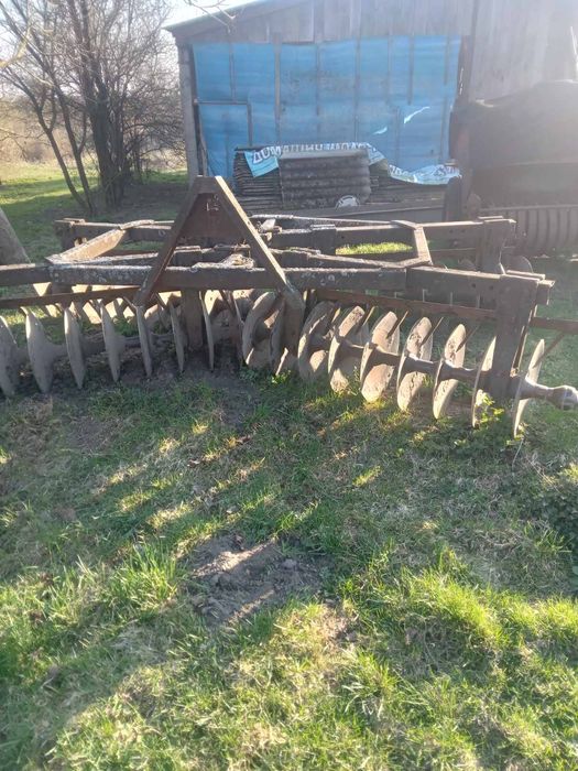 Продаж сільгосптехніки.
