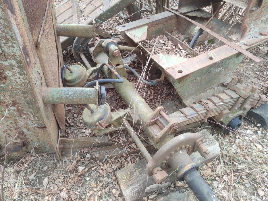 Продам ось полупричіпа ОДАЗ (Камаз)