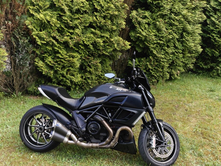 Ducati Diavel 1200 Carbon / Termignoni / Carbon / wyjątkowy wygląd