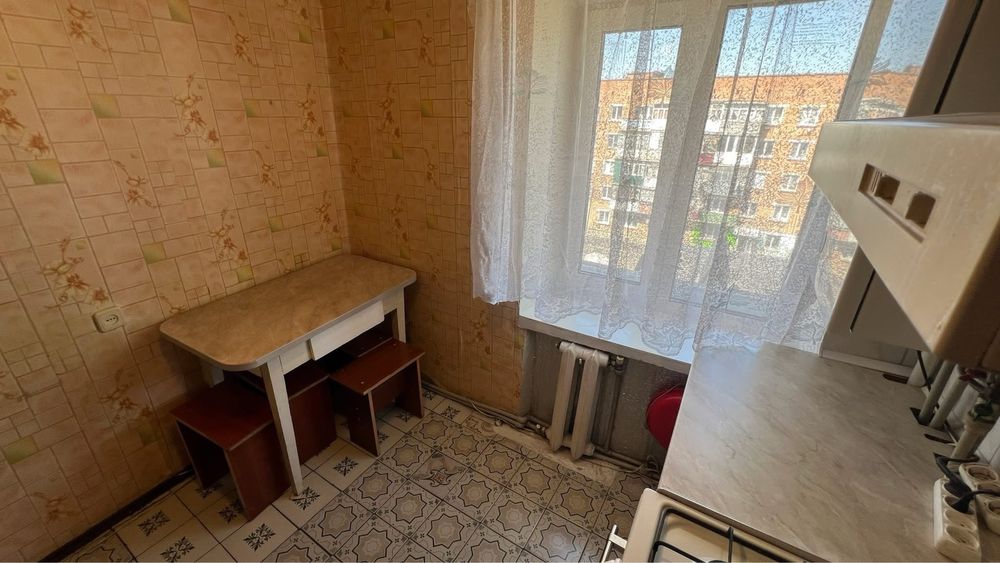Продається однокімнатна квартира, м. Бар