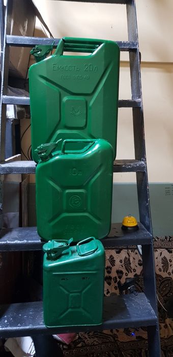 Канистры железные 20л10л5л