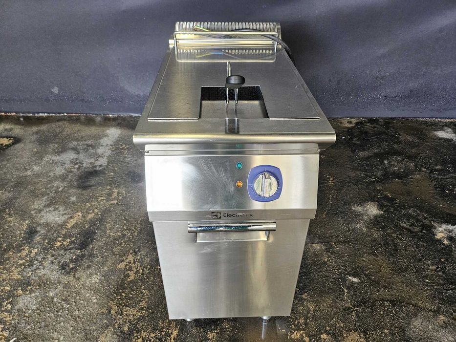 Fritadeiras industriais elétricas e a gás com garantia