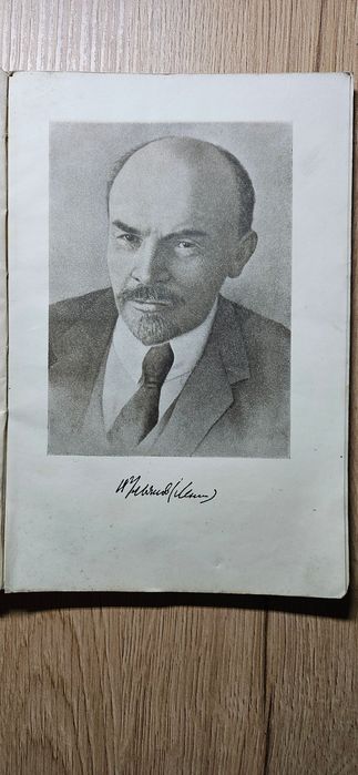 ,,Państwo a rewolucja"-W. Lenin