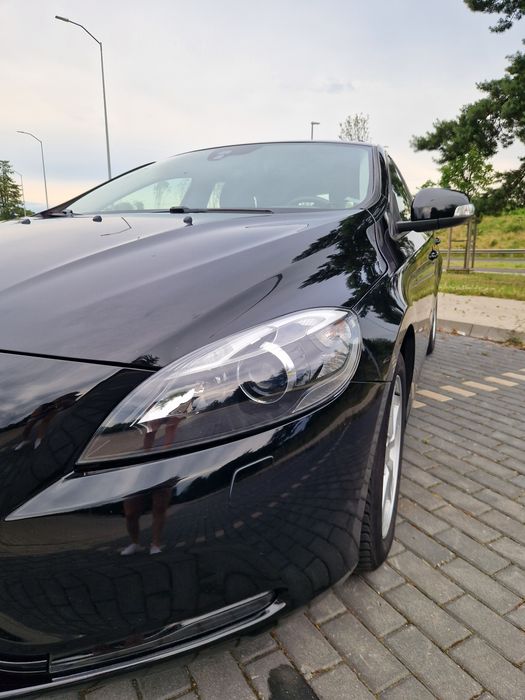 Sprzedam Volvo V40 1.6 Benzyna, 2014 r.