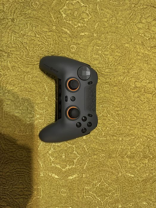 SCUF Envision Pro - Como novo