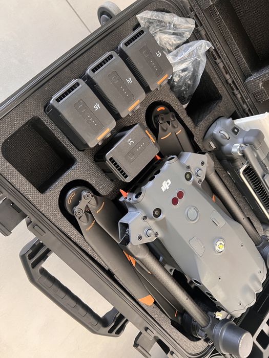 DJI Matrice 30 Enterprise+6 батарей