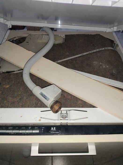 Máquina de lavar loiça AEG para peças