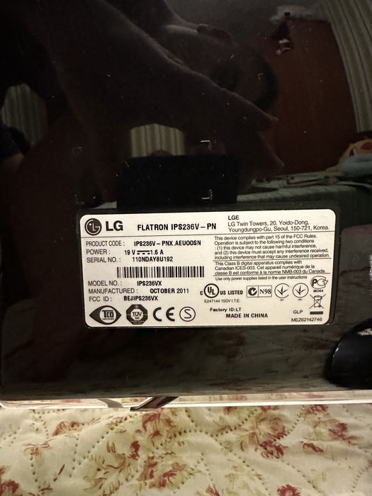 Монітор ,LG