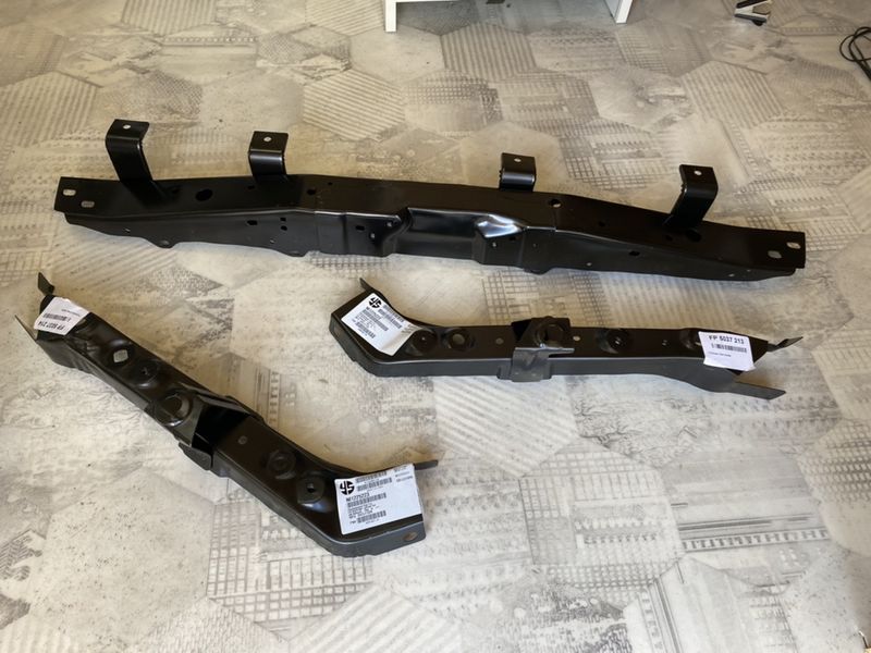 Усилитель бампера шина брус Rogue Xtrail уилитель T32 Рог