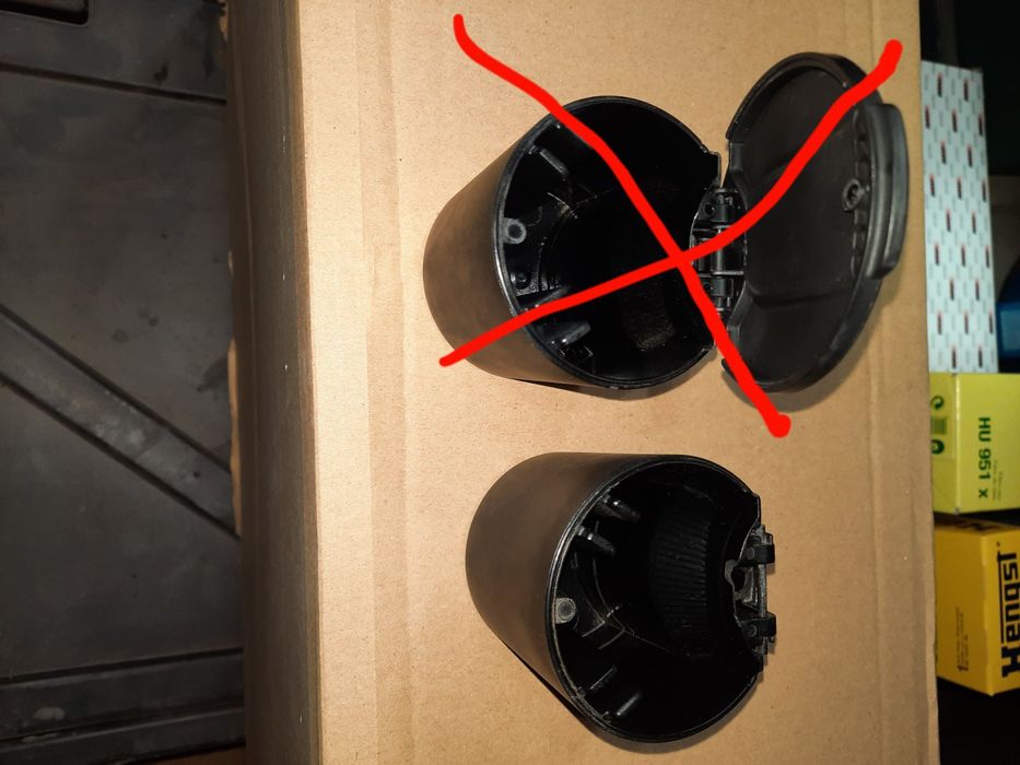 Попільнички Skoda Fabia MK2 5J0857961